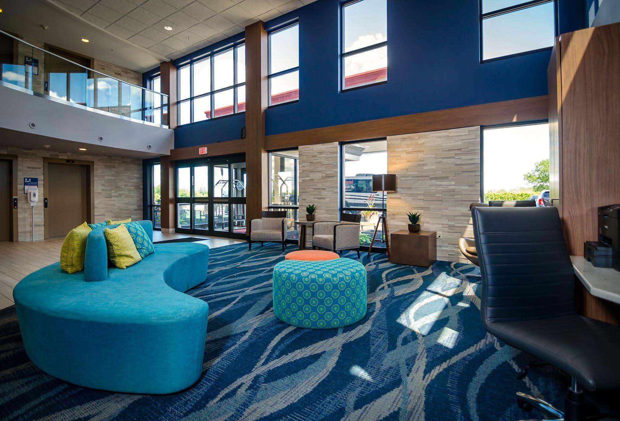 Holiday Inn & Suites Syracuse Airport - Liverpool By Ihg Exteriér fotografie
